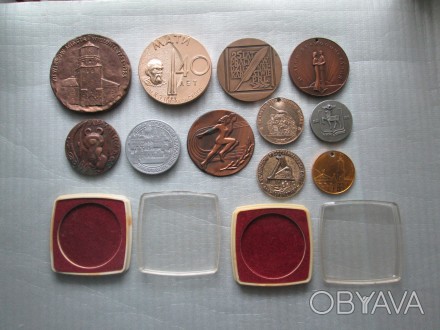Медальон, велика медаль, пам'ятний знак (11 штук), метал. Різні, не нові