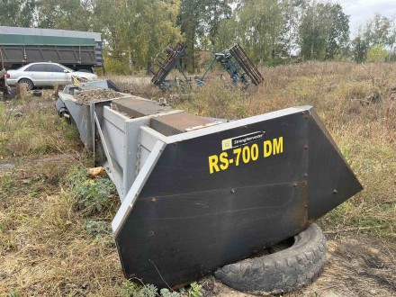 Жатка для збирання соняшника RS-700 DM
ООО Завод Автоштамп, 7 метрів
2020 рік . . фото 3