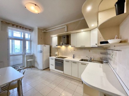 Продаж двухкімнатна на Печерську. Киев. фото 1 Продаж двухкімнатна на Печерську. Киев. фото 1