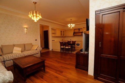 Продам 3-к квартиру на улице Антоновича, Голосеевский.. Киев. фото 1 Продам 3-к квартиру на улице Антоновича, Голосеевский.. Киев. фото 1