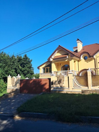 Продаж будинку з ремонтом та бомбосховищем.. Киев. фото 1 Продаж будинку з ремонтом та бомбосховищем.. Киев. фото 1