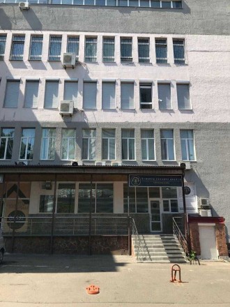 Продажа помещения по адресу Ярослава Хомова ( Островского), первый этаж бизнес ц. . фото 7