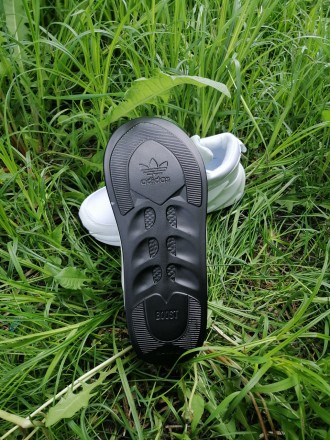 Кроссовки женские Adidas. Размер 39. Длина по стельке 24,5 см . . фото 7