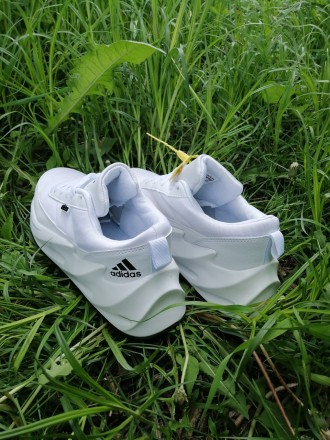 Кроссовки женские Adidas. Размер 39. Длина по стельке 24,5 см . . фото 5