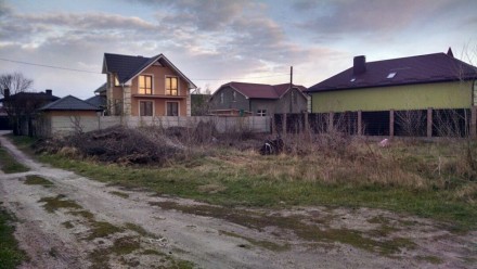 Участок осокорки ул.Абрикосовая с выходом на канал.. Киев. фото 1