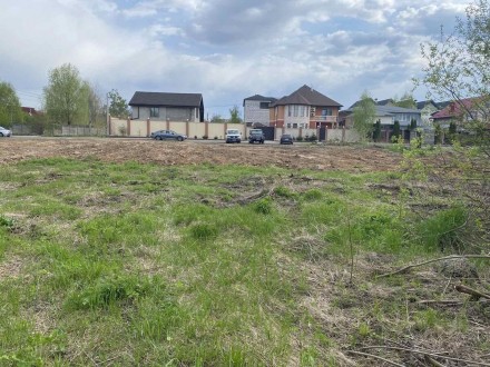Земельный участок в Киеве 6 или 12 соток Жуляны.. Киев. фото 1 Земельный участок в Киеве 6 или 12 соток Жуляны.. Киев. фото 1