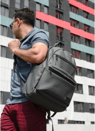 Чоловічий сірий місткий рюкзак виготовлений зі зносостійкої, якісної, водовідшто. . фото 2