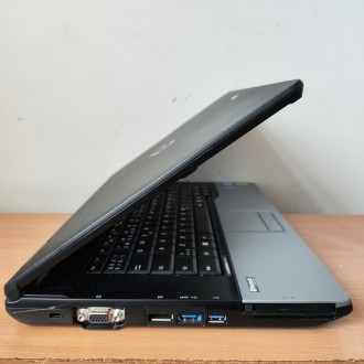
Надежный ноутбук из Европы Fujitsu E752 15.6" HD+ i5-3210M/4GB/HDD 500 Gb/Intel. . фото 3