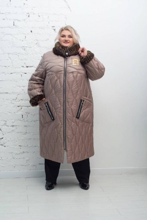 Зимове стьобане пальто Джолі з еко-хутром Супер Батал - це стильний і теплий вер. . фото 4