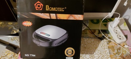 Продам гриль универсальный Domotec 4 в 1 , новый в упаковке. Cендвичница+вафельн. . фото 2