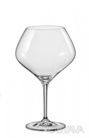 Набір бокалів для вина Bohemia Amoroso на 450 мл виконаний зі скла, яке є повніс. . фото 1