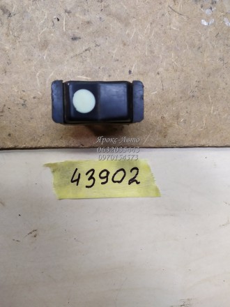 Кнопка нагрівання заднього скла Mercedes W126 S 1979-1991 000043902. . фото 2