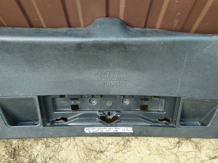 Обшивка облицювання кришки багажника на VW Passat B6 2004-2010 000044748. . фото 5