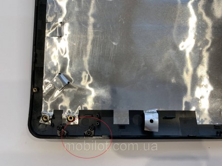 Часть корпуса крышка матрицы к ноутбуку Asus K52d. Есть повреждения и следы от э. . фото 6