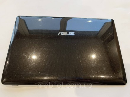 Часть корпуса крышка матрицы к ноутбуку Asus K52d. Есть повреждения и следы от э. . фото 2