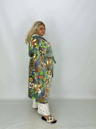 Теплий м'який махровий халат з квітковим візерунком
Цей теплий та затишний жіноч. . фото 8