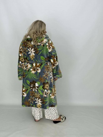 Теплий м'який махровий халат з квітковим візерунком
Цей теплий та затишний жіноч. . фото 7