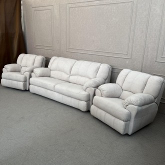 Комплект новый
В комплект входит трехместный раскладной диван и 2 кресла реклайн. . фото 5