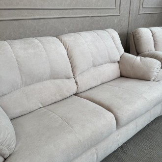 Комплект новый
В комплект входит трехместный раскладной диван и 2 кресла реклайн. . фото 10