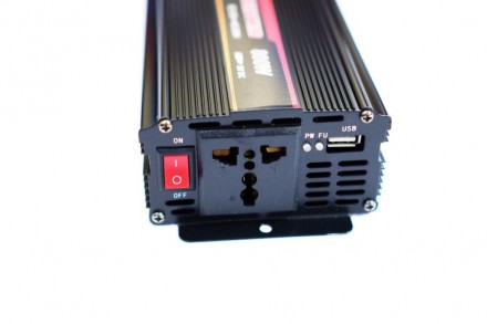 Інвертор UKC 800W із зарядкою 12V220V Перетворювач
Прилад призначений для перет. . фото 3