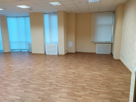 Аренда просторного офиса в центре Киева в Бизнес Центре класса " В " по адресу К. Печерск. фото 6