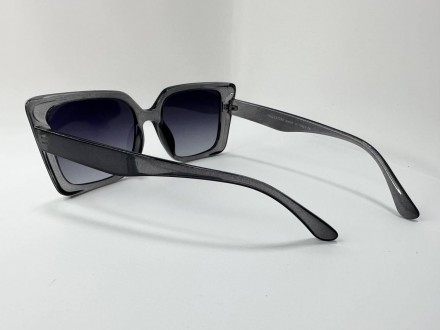 Солнцезащитные женские очки квадратные в легкой оправе с поляризацией
защита от . . фото 3