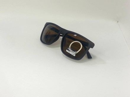 Солнцезащитные унисекс очки с поляризацией
	защита от ультрафиолета uv400;
	пол:. . фото 4