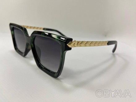 Солнцезащитные женские очки заквадратленные
	защита от ультрафиолета uv400;
	пол. . фото 1
