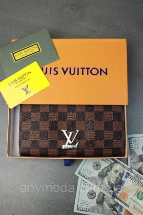 Популярна модель, Louis Vuitton, Луї Віттон у стильній фірмовій коробці.
Два від. . фото 2