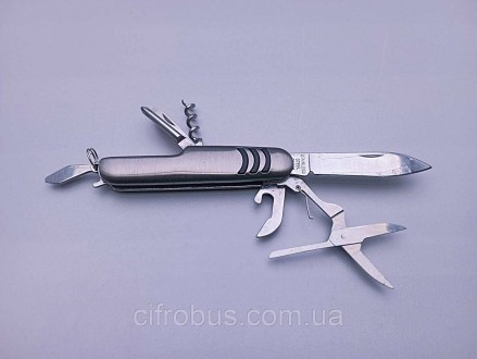 Туристичні ножі, на відміну від, скажімо, мисливських, не є холодною зброєю. Том. . фото 2