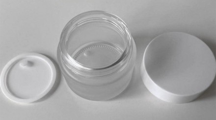Нові скляні матові баночки для косметики

Матеріал баночки: скло (матове зовні. . фото 3
