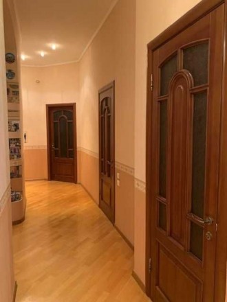 Продаж 5к квартири ст.м Контрактова Площа. Киев. фото 1 Продаж 5к квартири ст.м Контрактова Площа. Киев. фото 1