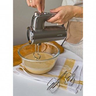 Миксер для кухни ручной с режимом турбо и крючками для теста LIBERTON LHM-2807
 . . фото 8