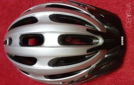 Продам НОВЫЙ  велосипедный шлем  производство Германия  UVEX  серебристого цвета. . фото 3