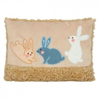 Декоративная подушка с изображением трех милых зайчиков. Выполнена из качественн. . фото 2