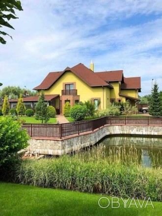 Козин. Дом с своим собственным озером, построен для себя, с ухоженным зеленым уч. . фото 1