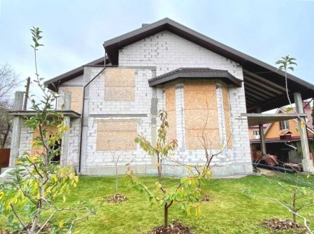 дом, 300.00 кв.м. . фото 4 * Київ. вул. Словечанська, 3/1. (Соломянський р-н).
Локація: верхні Совки, 15 . . фото 4
