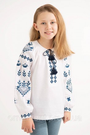 Лляна вишиванка для дівчинки біла із синім орнаментом.
Вишиванка білого кольору . . фото 3