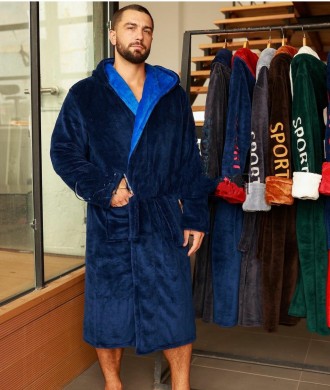 Купить Махровый мужской халат с капюшоном
Желаете купить теплый мужской халат?
М. . фото 2