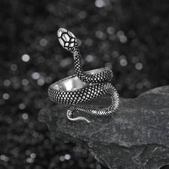 Женское кольцо бижутерия змея чешуйка без размера.
Материал: бижутерный сплав, н. . фото 2