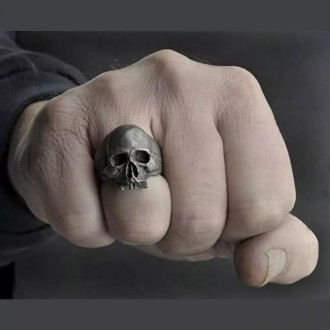 Мужское кольцо бижутерия череп з зубами размер 18-21 мм.
Материал: сплав.
Диамет. . фото 5