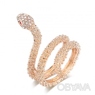 Женское кольцо бижутерия змея со стразами размер 17-19.
Материал: бижутерный спл. . фото 1