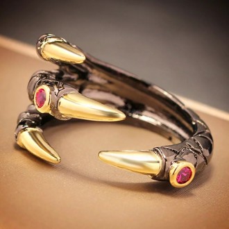 Женское кольцо когти с камнем без размера.
Материал: бижутерный сплав, напыление. . фото 2