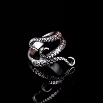 Женское кольцо осьминог серый без размера.
Материал: бижутерный сплав, напыление. . фото 2