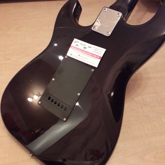 Электрогитара Fender Stratocaster Standard SSS Ясень China.
Гитара может быть в . . фото 11
