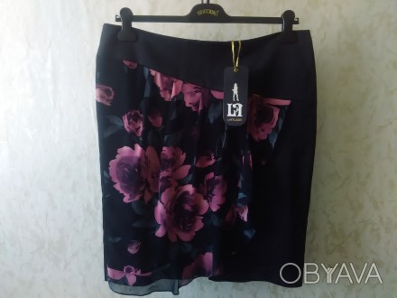Продам новую, женскую юбку производство Турция + вешалка в подарок. Размер L. Ши. . фото 1
