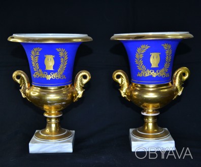 Парные антикварные вазы.
Пара декоративных ваз первой половины XIX века, выполн. . фото 1