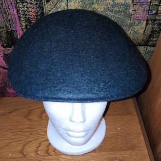 Фетровая кепка Marks Spencer, 100%-шерсть, размер 61-62, цвет черно-бутылочный, . . фото 4