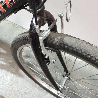 Велосипед Fort Biker
Рама	алюминий, 19"
Вилка	Zoom 381E 100 mm
Рулевая	VP-A41AC
. . фото 9