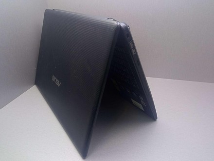 ноутбук з екраном 15.6", вага 2.45 кг, процесор Intel Celeron B830 1800 МГц, пам. . фото 6